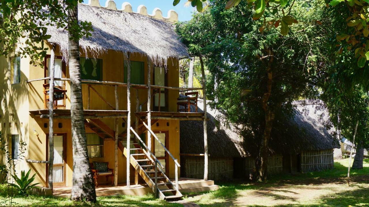 Turtle Cove Lodge And Yoga Shala Praia do Praia do Tofo Kültér fotó